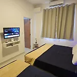 Lindo Apartamento A 3 Minutos Da Praia Av.N.S.C 1032/1208